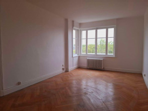 Appartement en Location à Caluire / 2 pièces 71m2